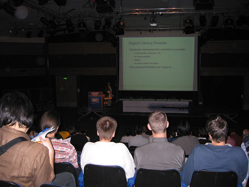 File:Baird@presentation-main-auditorium-Keynote-1st-day.jpg